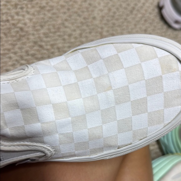 Vans Cream Checkered Slip-On Shoes - Picture 2 of 3